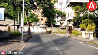 Традиционный рыбный рынок Jimbaran Bay прогулка среди улова ночной морской рыбалки