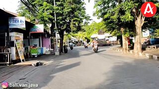 Традиционный рыбный рынок Jimbaran Bay прогулка среди улова ночной морской рыбалки