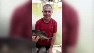 Вьетнам рыбалка на море лодка сети и простая жизнь людей у воды