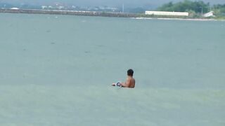 Jimbaran рыбалка на серфборде нестандартные забросы прямо с доски у волны