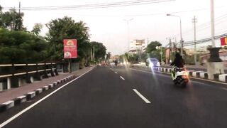 Традиционный рыбный и морепродуктовый рынок в Jimbaran Bali утренний улов и торг