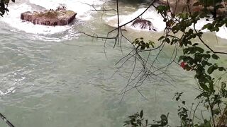 Спокойная рыбалка на экстремальном споте Tegal Wangi Bali ловим и тут же отпускаем птицу