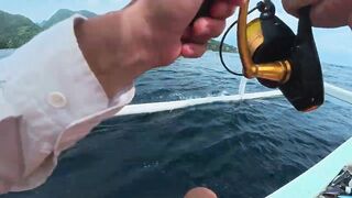 Морская рыбалка у берегов Бали - шторм, джиг с 250 метров и охота за трофейной рыбой