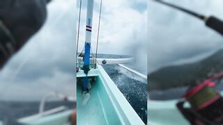 Морская рыбалка у берегов Бали - шторм, джиг с 250 метров и охота за трофейной рыбой