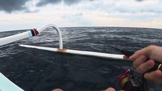 Морская рыбалка у берегов Бали - шторм, джиг с 250 метров и охота за трофейной рыбой