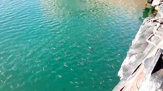 Керчь море полное рыбы прогулка по набережной и разговоры о рыбалке