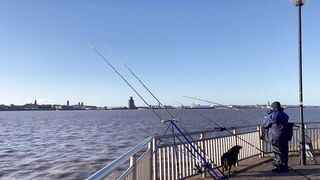 FISH ON на реке Mersey морская рыбалка с берега у устья и неожиданные поклевки