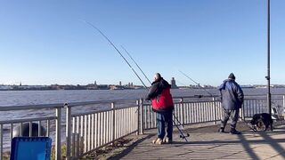 FISH ON на реке Mersey морская рыбалка с берега у устья и неожиданные поклевки