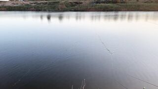 Вечерний клев в Керчи закат над морем и частые поклевки на набережной