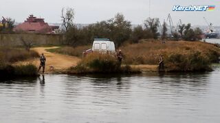 Керчане ловят саргана длинноносый хищник на лёгкой снасти у пирса