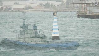 Керчь набережная чуларка на пирсе небольшой но частый улов местных рыбаков