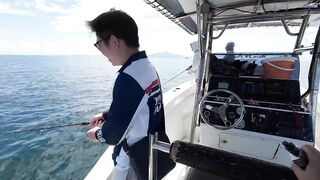 Крабийский капитан принимает вызов рыбалка за 3 часа на местном катере