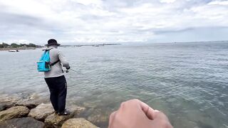 Ультралайт рыбалка в Сануре Бали береговая охота на барракуду минноу киллер в деле