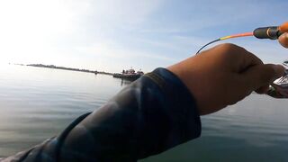 Опасно крутой spot в Benoa Bali морская рыбалка где клюют только крупные babon