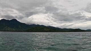 Рыбалка с лодки на Бали ловим и готовим трофей свежая морская рыбалка на джиг