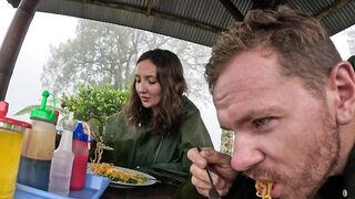 Рыбалка с лодки на Бали ловим и готовим трофей свежая морская рыбалка на джиг