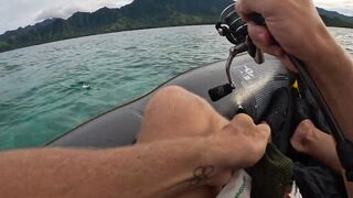 Рыбалка с лодки на Бали ловим и готовим трофей свежая морская рыбалка на джиг