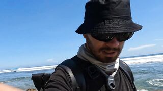 Ловлю самую красивую рыбу в мире морская рыбалка на Бали со спиннингом у рифов