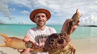 Большие крабы голыми руками продолжаем поиск собственного необитаемого острова