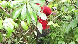 Деревенская рыбацкая жизнь лодки сети и ежедневная рыбалка на рассвете в маленьком посёлке