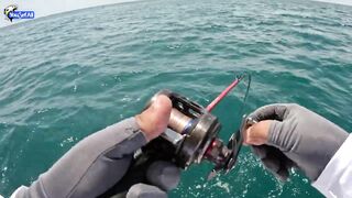 Морская рыбалка на юге Катара семейный выезд на катере по заливу