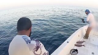 Hadak Oman Shuwaymiah часть 2 морская рыбалка на скалистом побережье Аравийского моря