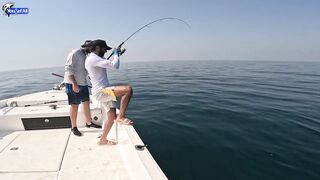 Рыбалка на юге Катара лодка пустыня и Персидский залив когда вокруг только море и песок