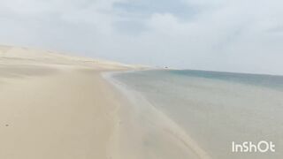 Береговая рыбалка в Катаре песчаный пляж сильный ветер и дальние забросы