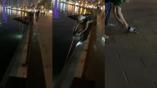 Рыбалка на крабов в Шардже поиск ям у пирса и вечер в свете огней эмирата