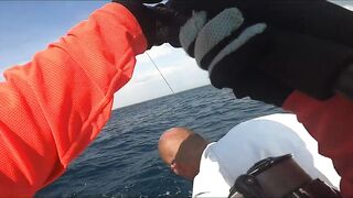 GT Sri Lanka: морская рыбалка на гигантского тревалли у скалистого берега