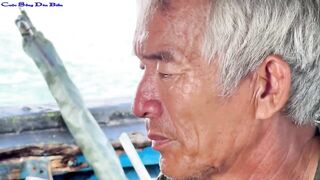 Морская рыбалка в Нячанге встреча с amberjack более 20 кг которого еле тянут к борту лодки