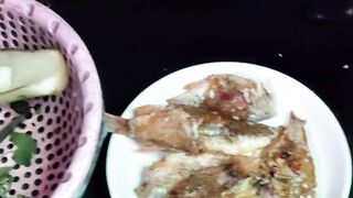 Морская рыбалка в Нячанге сверхчувствительная креветка приманка и мощные удары морского хищника