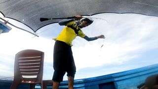 Морская рыбалка в Нячанге сверхчувствительная креветка приманка и мощные удары морского хищника