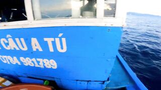 Морская рыбалка в Нячанге сверхчувствительная креветка приманка и мощные удары морского хищника