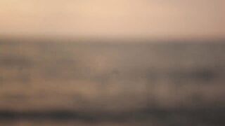 Rockfishing в Севастополе морская рыбалка на камнях и удары волны по пирсу