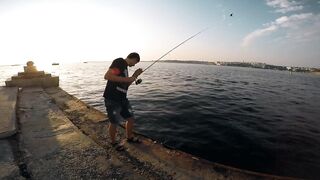 Крымский rockfishing в Севастополе 2016 береговая рыбалка по хищнику у прибрежных скал