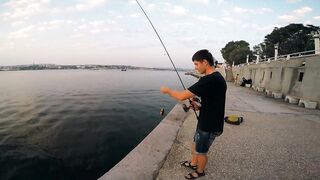 Крымский rockfishing в Севастополе 2016 береговая рыбалка по хищнику у прибрежных скал