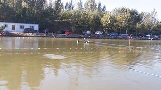 82 килограмма карпа в пекинском пруду трофейная рыбалка и проверка снастей на прочность