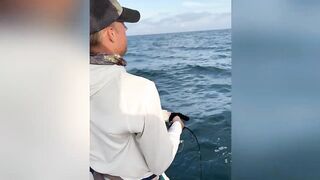 GT ломает два спиннинга морская рыбалка на Шри-Ланке и жёсткая схватка в Хиккадуве