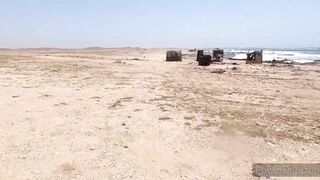 Mirbat Salalah Oman уборка берега после утреннего выхода на воду