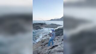 رحلة صيد في ولاية حاسك قرب صلالة في ظفار (Oman) как там с клевом?