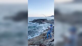 رحلة صيد في ولاية حاسك قرب صلالة في ظفار (Oman) как там с клевом?