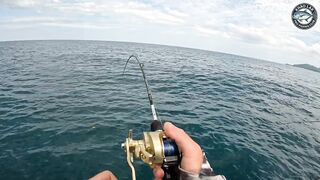 Diamond trevally рвёт снасть - джиг с тайской лодки у побережья Khao Lak Thailand