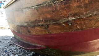 Phan Thiet рыбацкая деревня утром лодки лед и голоса на причале