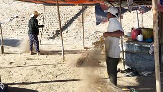 Phan Thiet рыбацкая деревня утром лодки лед и голоса на причале