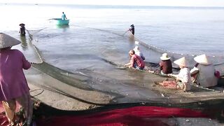 MUI NE ловля рыбы сетью на мелководье стоит ли повторять так же