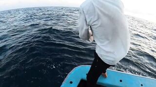 Ngày đầu ra khơi на đảo Phú Quý 2025 - морская рыбалка на Phú Quý. Что за монстр?