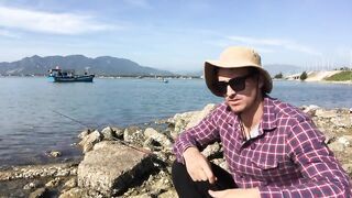 Cam Ranh VIỆT NAM поймал рыбу еж что делать с такой добычей?