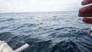 Как ловят tongkol по старинке в Bali на открытой воде у местных