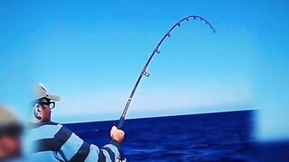 морская рыбалка в Marsa Alam поппинг по тунцу январь 2018